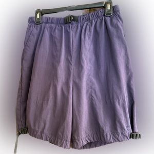 Performance bicycle men’s shorts Size Medium Quality made shorts with pad lining